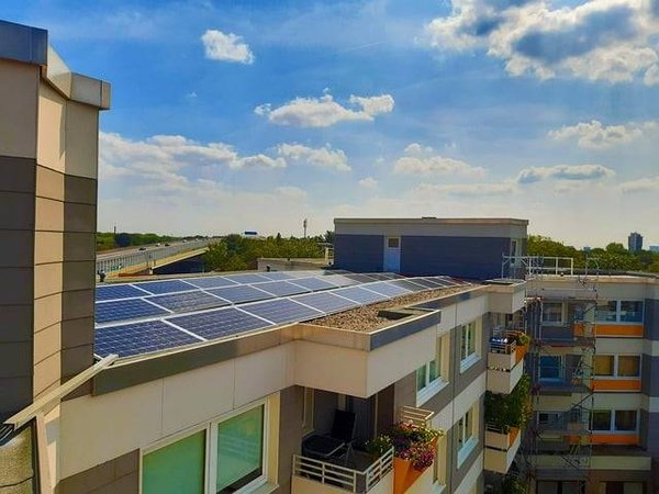 Quels sont les avantages de vendre un appartement équipé d'une installation photovoltaïque à Hossegor dans les Landes ?